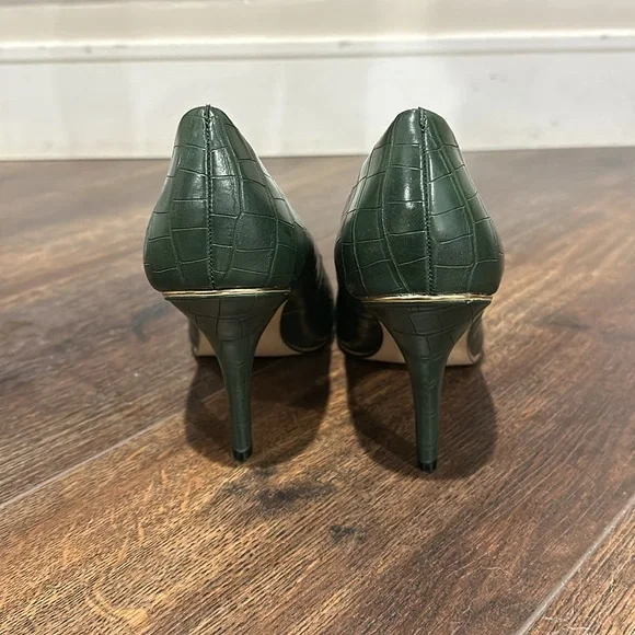 Marc New York Green Croc-Embossed Heels - Picture 3 of 6